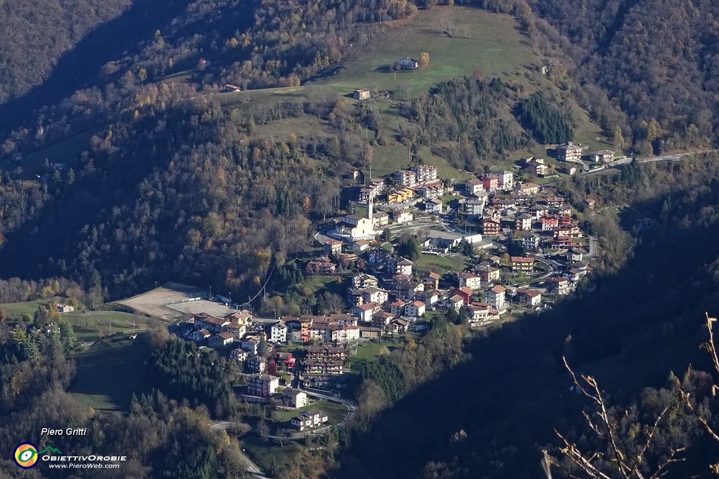 16 Zoom su Rigosa (fraz. di Algua).JPG